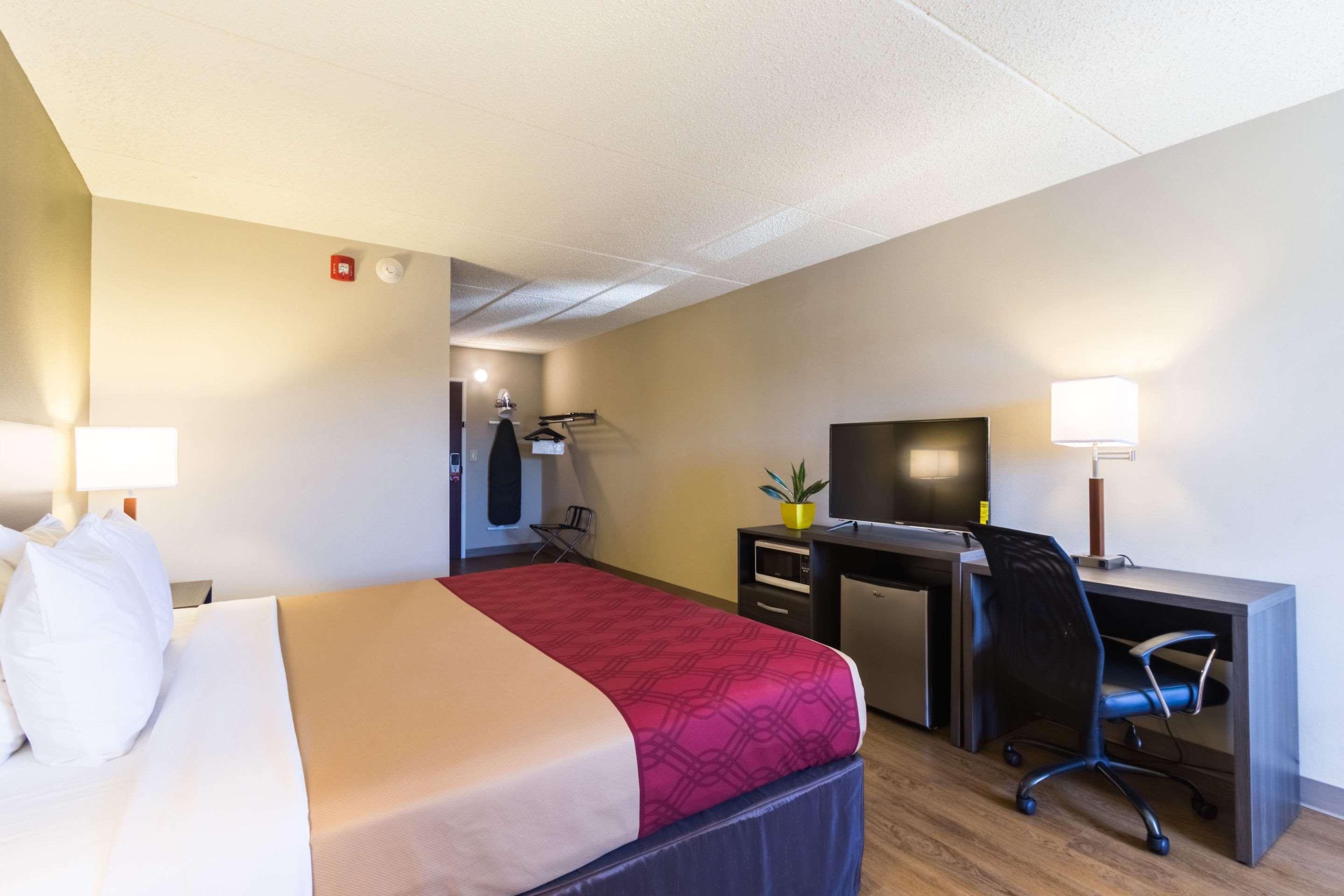 Econo Lodge Harrisburg - Southwest Of Hershey Area Екстериор снимка