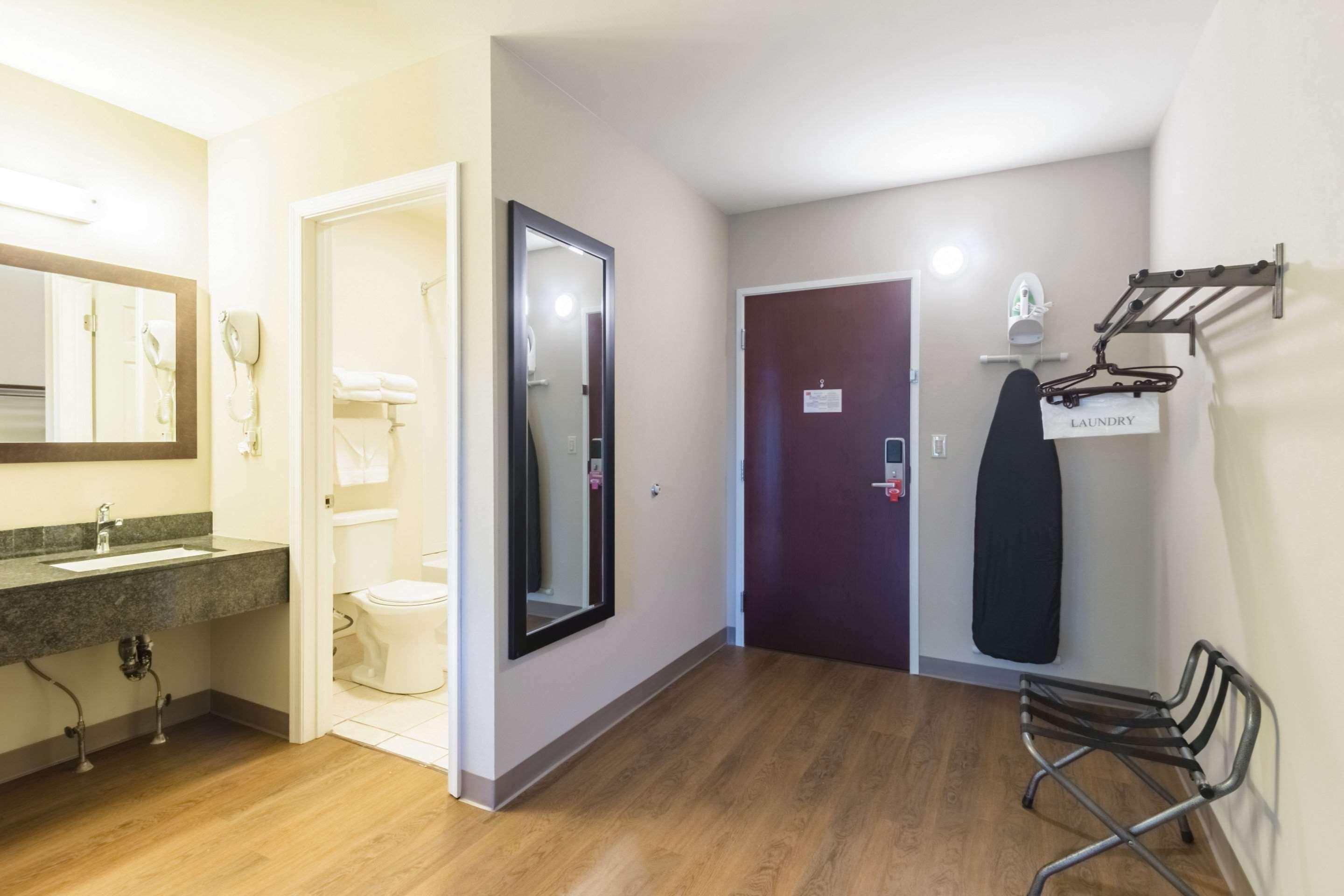 Econo Lodge Harrisburg - Southwest Of Hershey Area Екстериор снимка