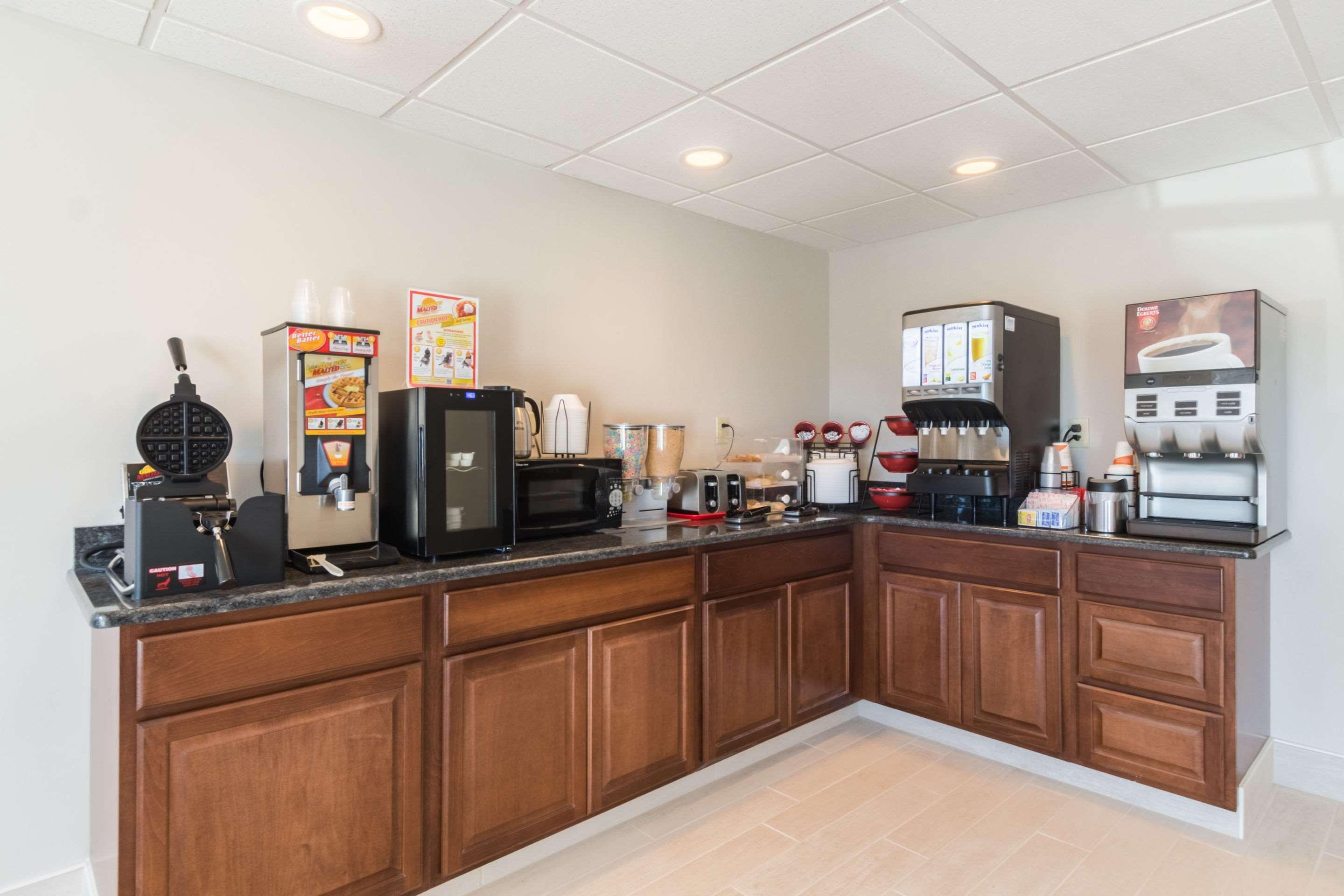 Econo Lodge Harrisburg - Southwest Of Hershey Area Екстериор снимка