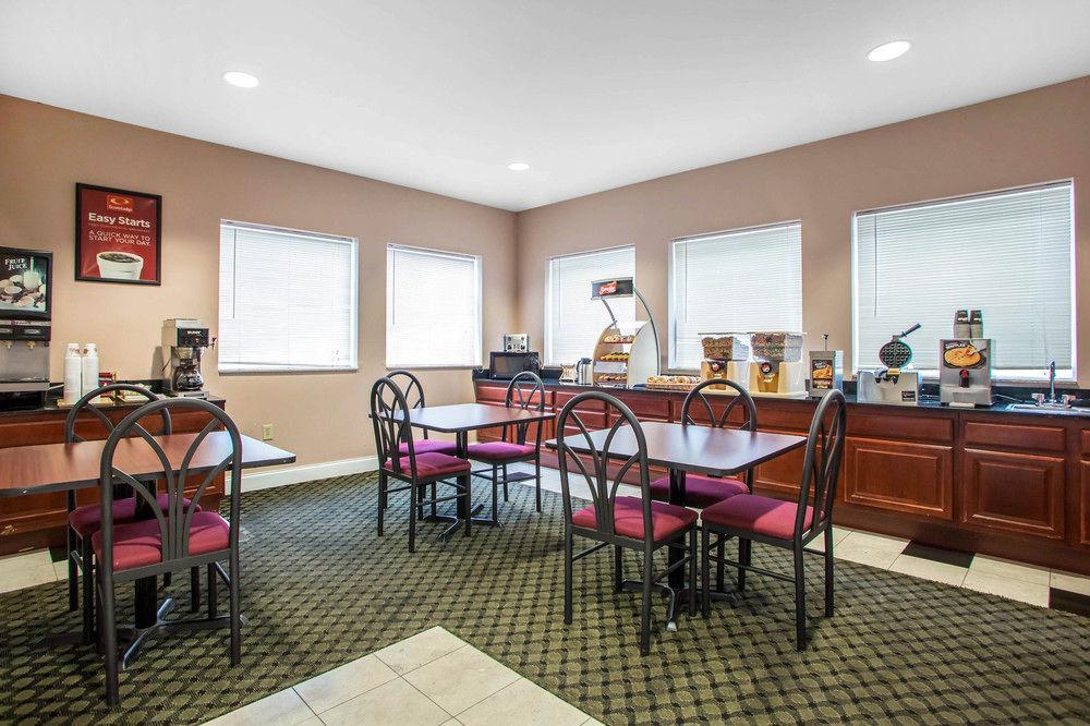 Econo Lodge Harrisburg - Southwest Of Hershey Area Екстериор снимка